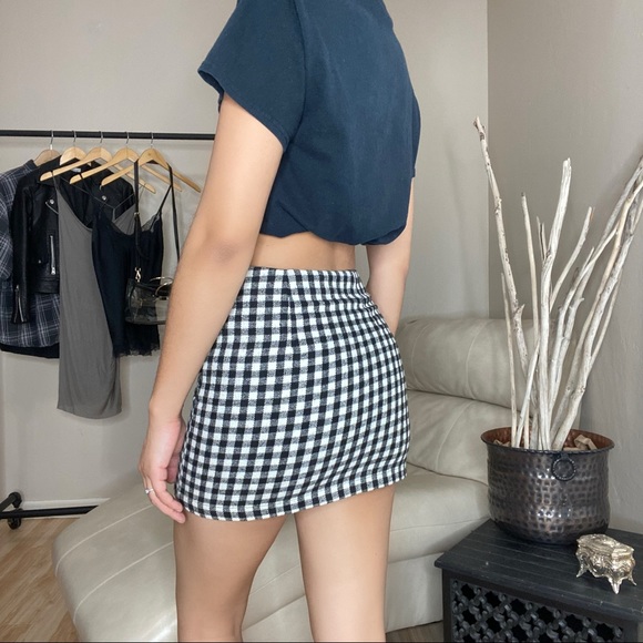 Gingham Mini Skirt - Picture 4 of 4